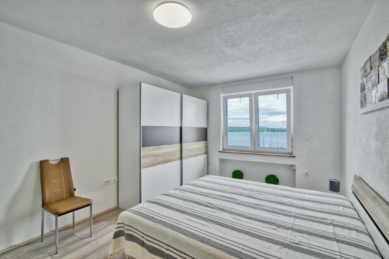 Apartment Marina With Sea View